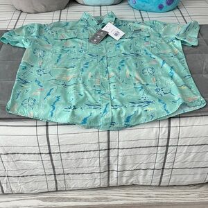 NWT Men’s Ocean + Coast button down tshirt size XL